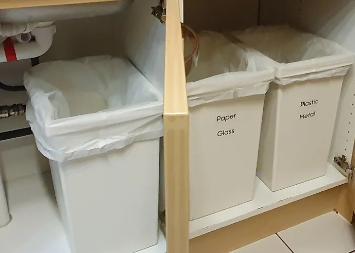 Entire In Cheswick Village *