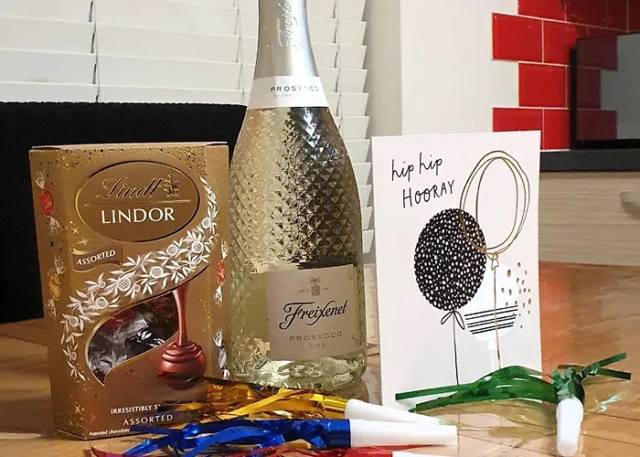 Entire In Cheswick Village Habitación en casa particular *