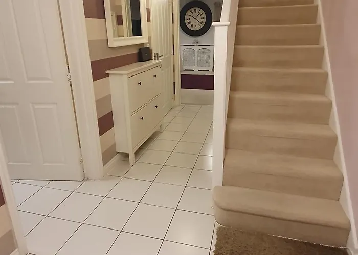 Entire In Cheswick Village Privatunterkunft