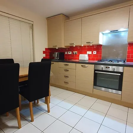 Entire In Cheswick Village Kwatera prywatna Bristol